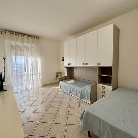 Апартаменты Amati Policlinic Монца Экстерьер фото